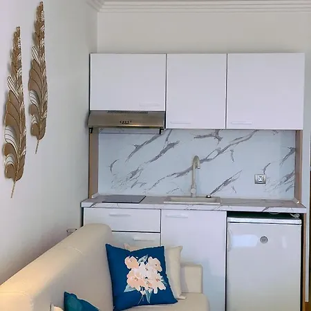 Apartment Exclusive Private In The Emerald Complex