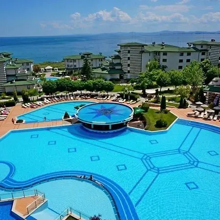 Apartment Exclusive Private In The Emerald Complex Ravda